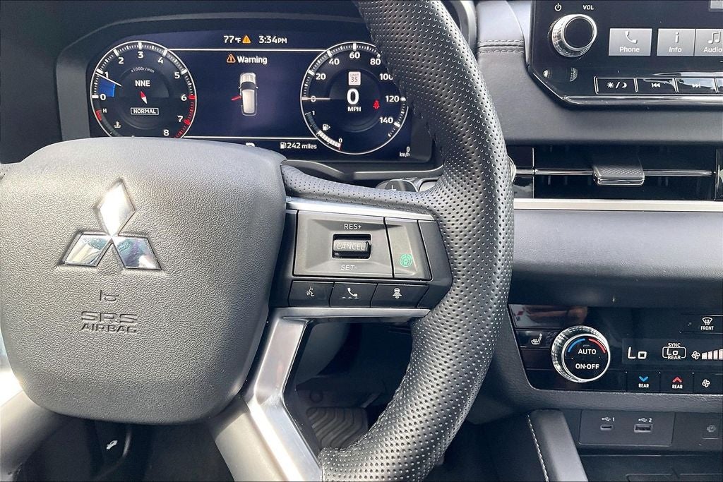 2024 Mitsubishi Outlander SEL
