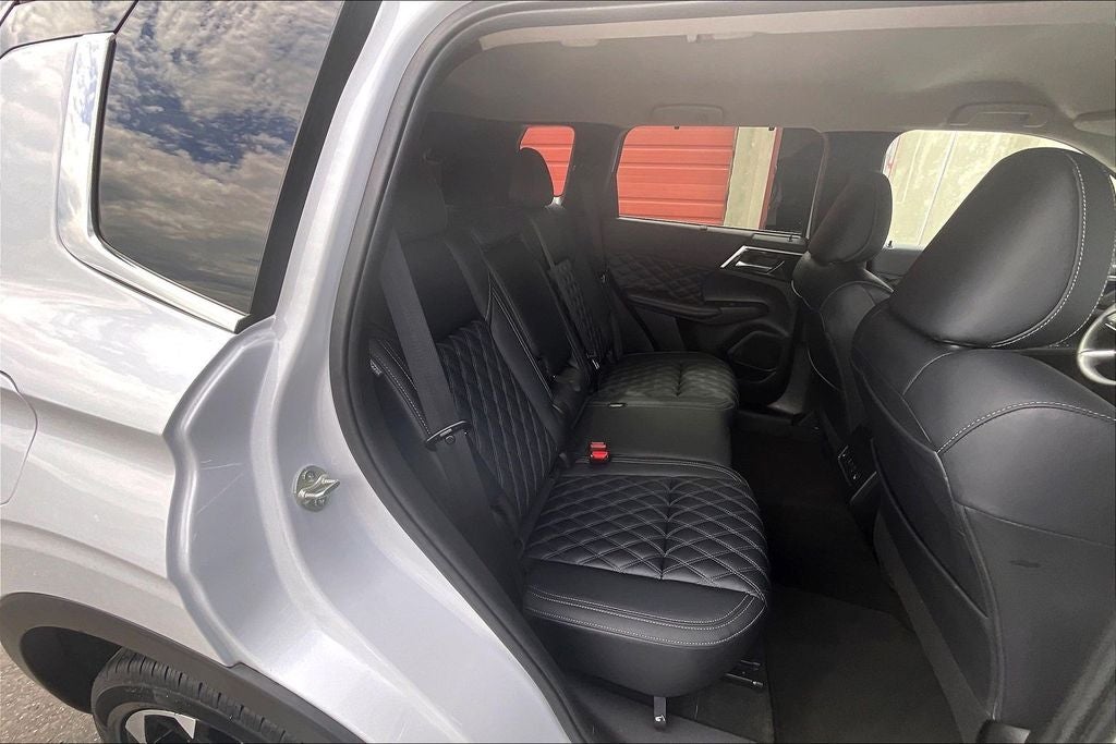 2024 Mitsubishi Outlander SEL