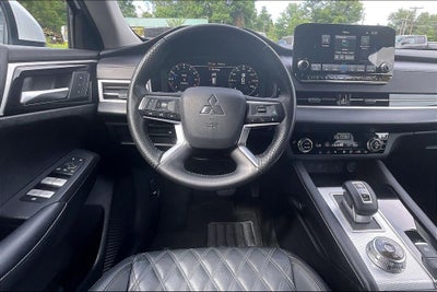 2024 Mitsubishi Outlander SEL