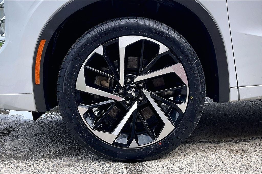 2024 Mitsubishi Outlander SEL
