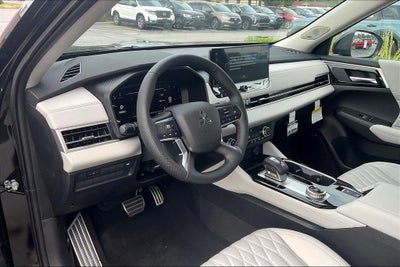 2025 Mitsubishi Outlander SEL