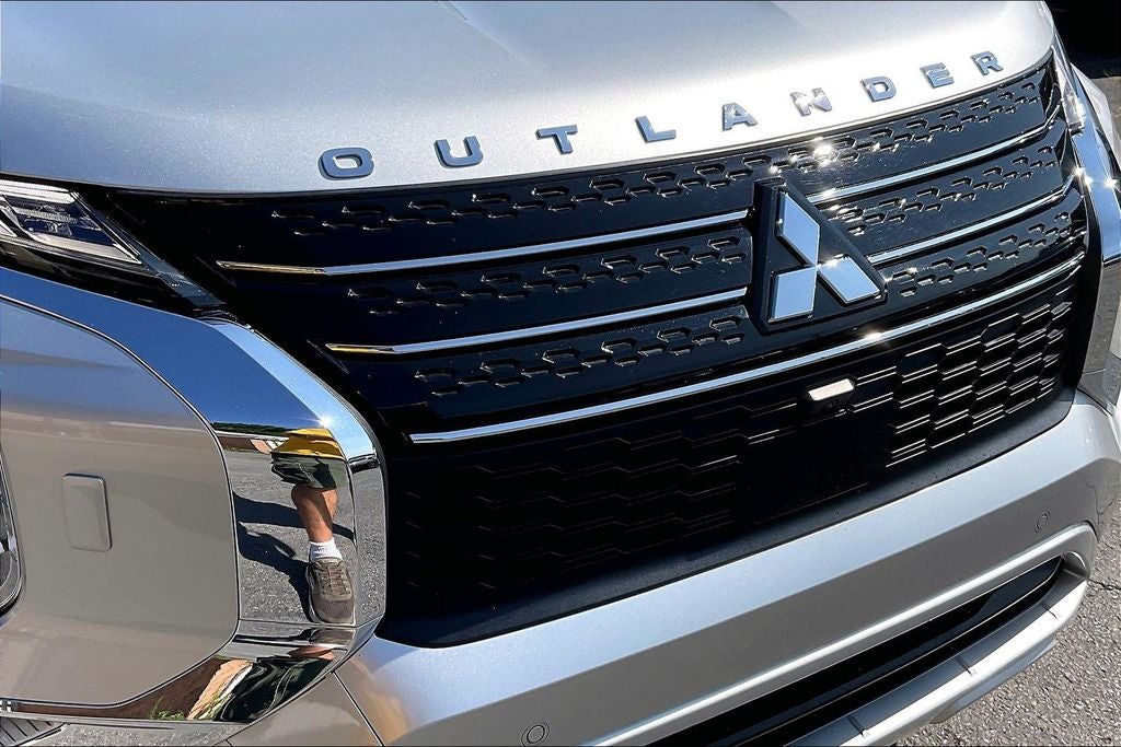 2024 Mitsubishi Outlander SEL