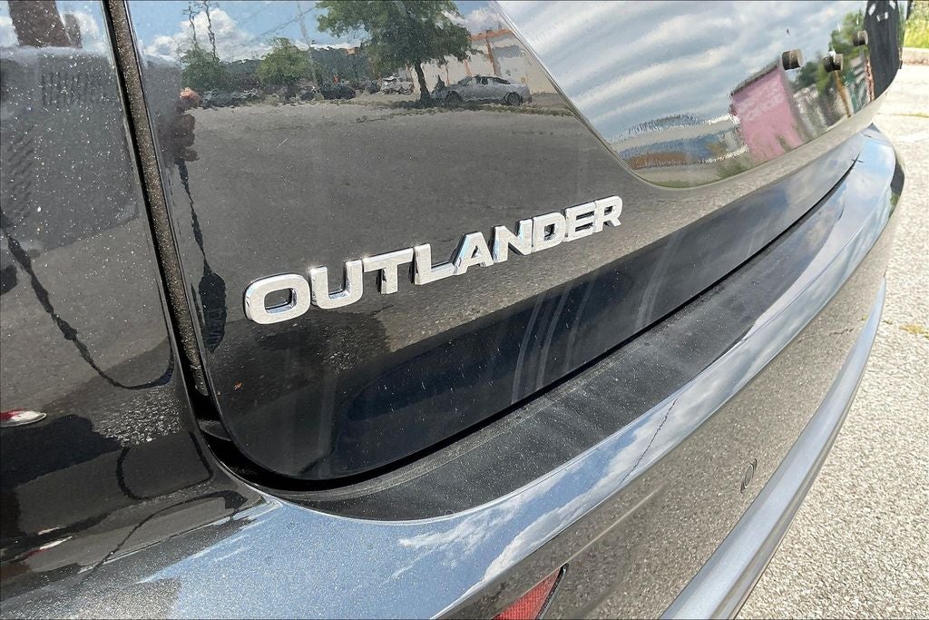 2025 Mitsubishi Outlander Platinum Edition