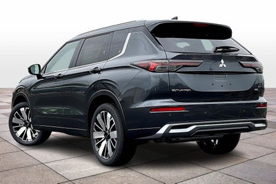 2025 Mitsubishi Outlander SEL