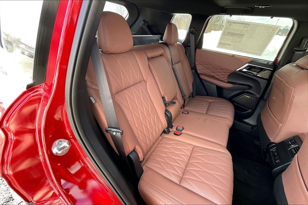 2026 Mitsubishi Outlander SEL