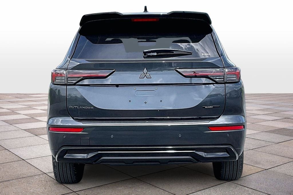 2026 Mitsubishi Outlander Black Edition