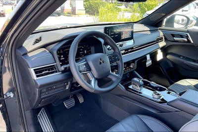 2026 Mitsubishi Outlander Black Edition