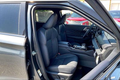 2026 Mitsubishi Outlander Black Edition