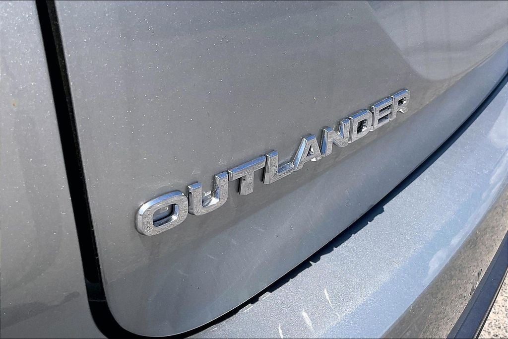 2026 Mitsubishi Outlander SEL