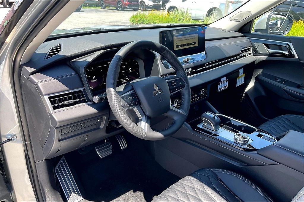 2026 Mitsubishi Outlander SEL