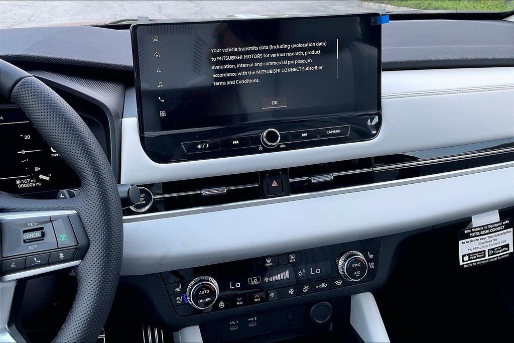 2026 Mitsubishi Outlander SEL
