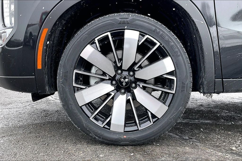 2026 Mitsubishi Outlander SEL