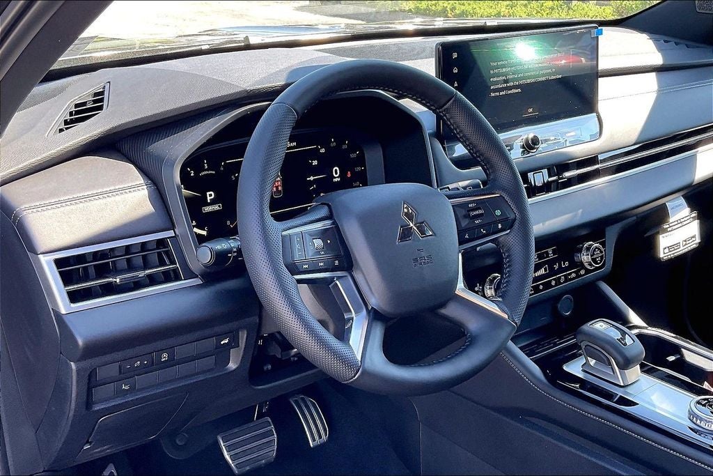 2026 Mitsubishi Outlander Black Edition