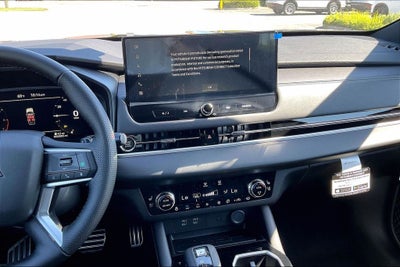 2026 Mitsubishi Outlander Black Edition