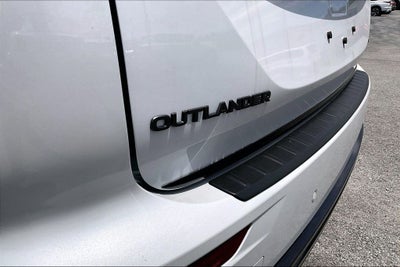2026 Mitsubishi Outlander Black Edition