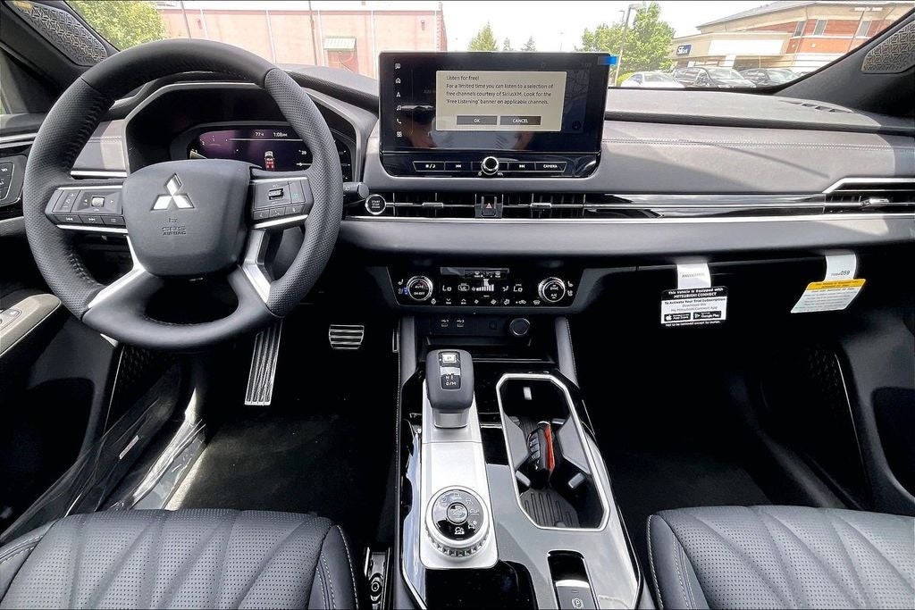 2026 Mitsubishi Outlander Black Edition