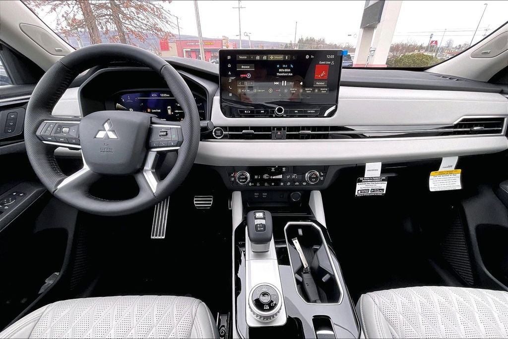 2026 Mitsubishi Outlander SEL