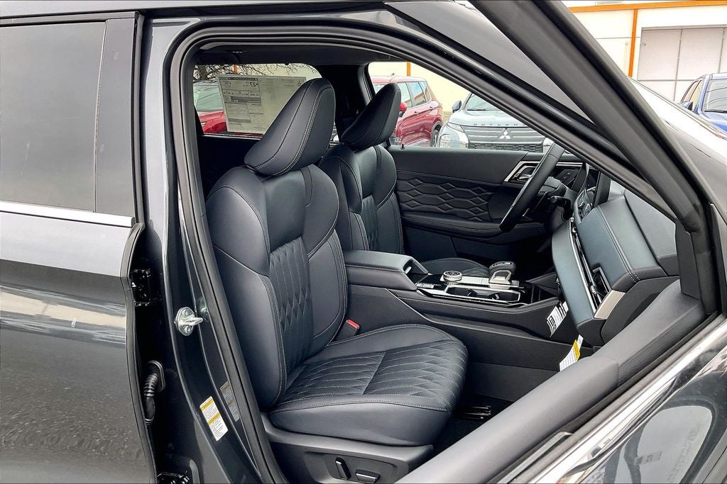 2026 Mitsubishi Outlander SEL