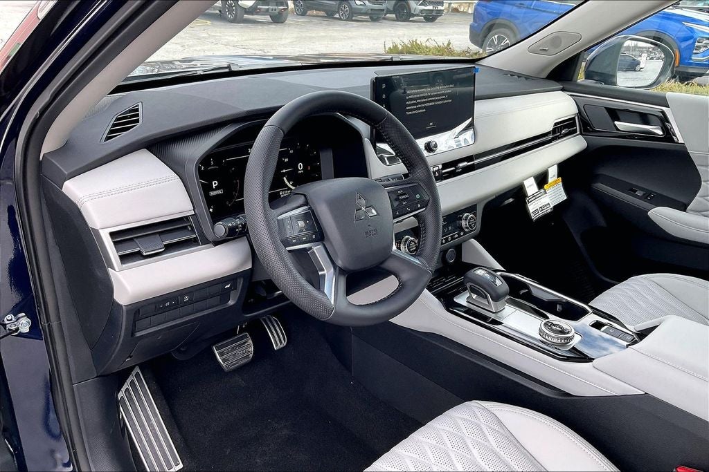 2026 Mitsubishi Outlander SEL