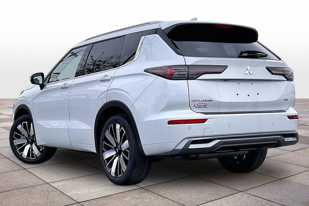 2026 Mitsubishi Outlander SEL
