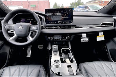 2026 Mitsubishi Outlander Black Edition