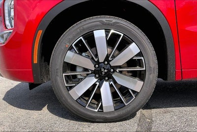2026 Mitsubishi Outlander SEL
