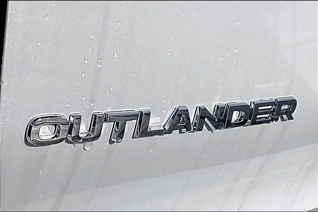 2026 Mitsubishi Outlander SEL