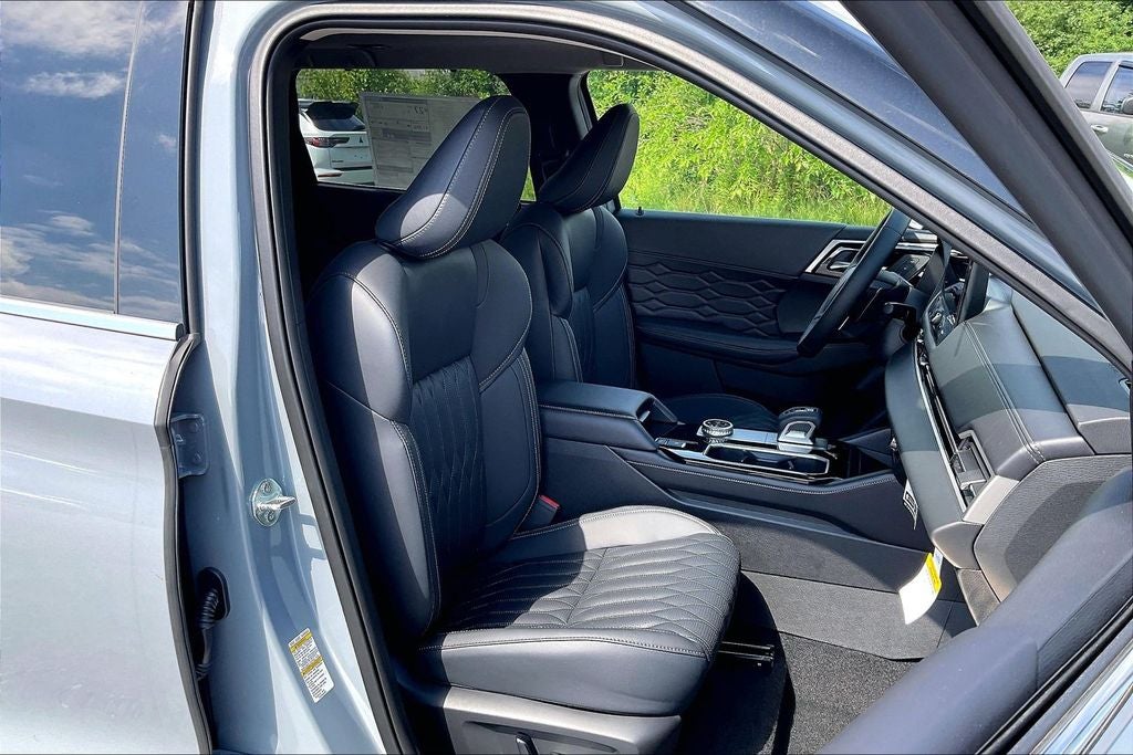 2026 Mitsubishi Outlander SEL