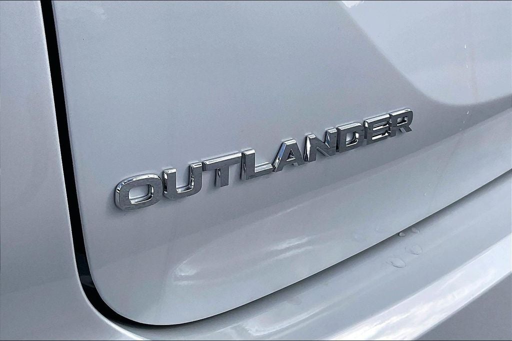 2026 Mitsubishi Outlander SEL