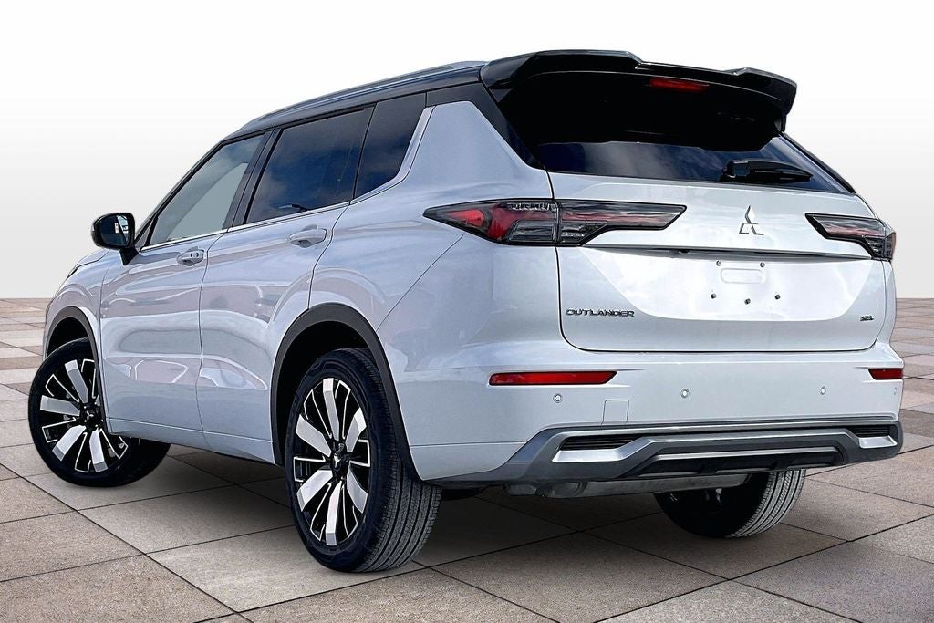 2026 Mitsubishi Outlander SEL