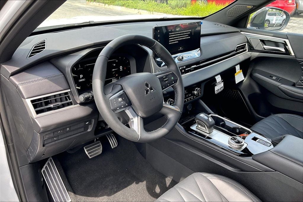 2026 Mitsubishi Outlander Black Edition