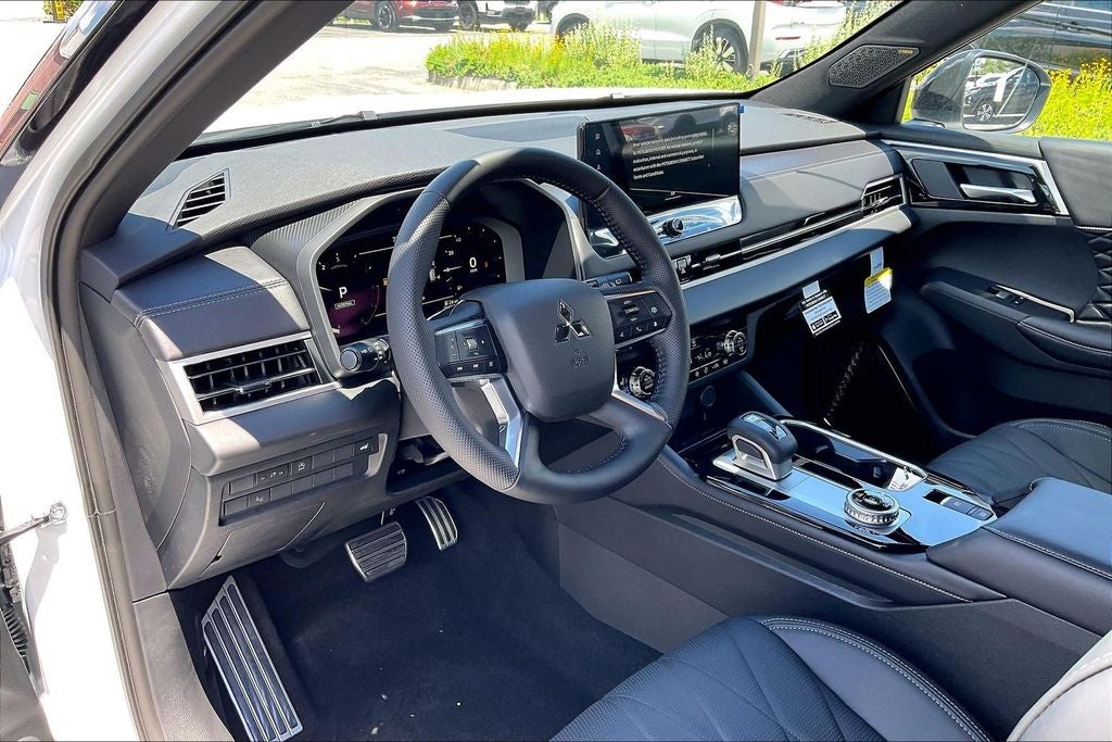 2026 Mitsubishi Outlander Black Edition