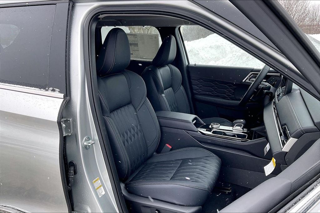 2026 Mitsubishi Outlander SEL