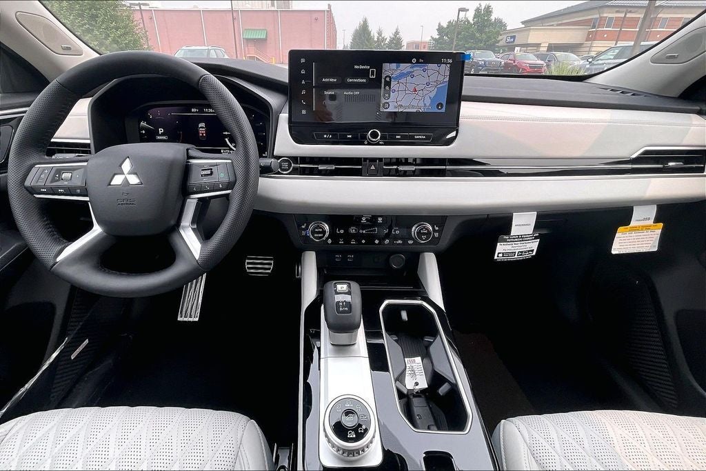 2026 Mitsubishi Outlander SEL