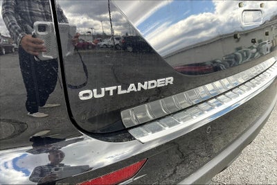 2025 Mitsubishi Outlander PHEV ES