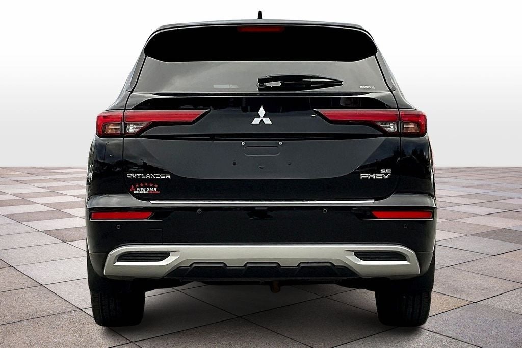2023 Mitsubishi Outlander PHEV SE