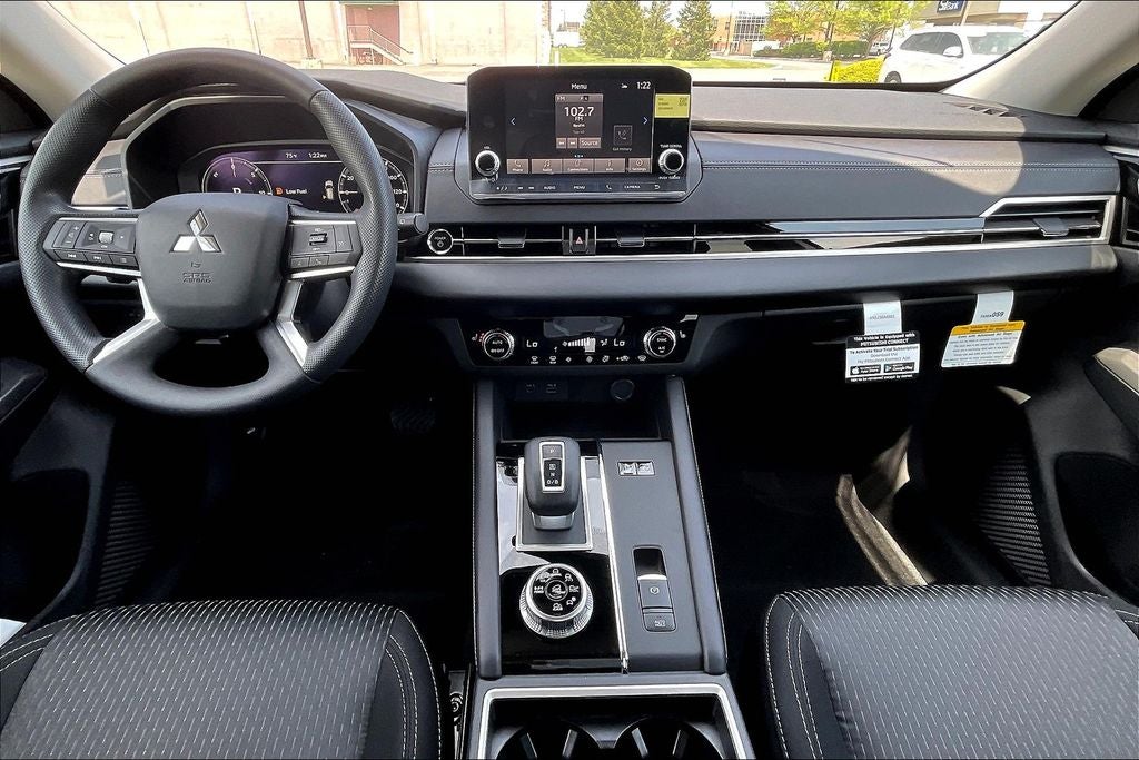 2025 Mitsubishi Outlander PHEV ES