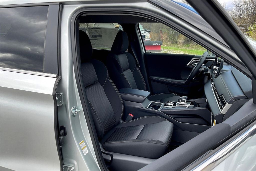 2025 Mitsubishi Outlander PHEV ES