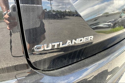 2025 Mitsubishi Outlander PHEV ES