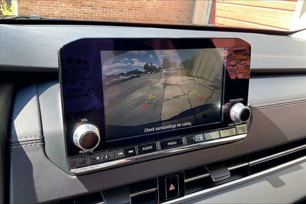 2025 Mitsubishi Outlander PHEV ES