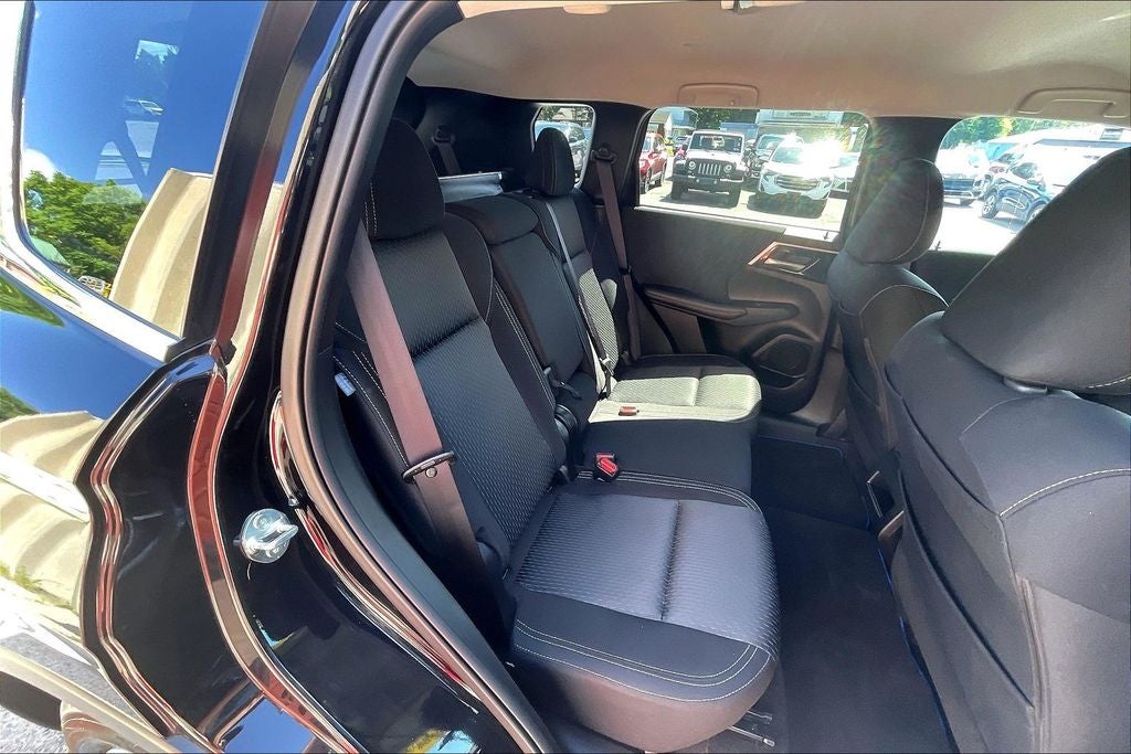 2025 Mitsubishi Outlander PHEV ES