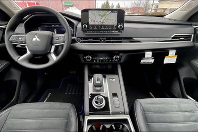 2025 Mitsubishi Outlander PHEV SE