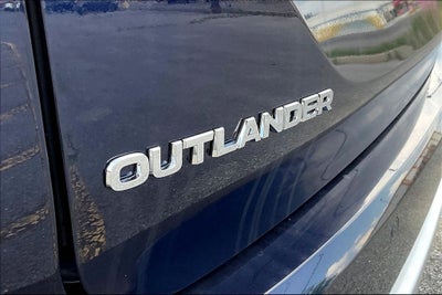 2025 Mitsubishi Outlander PHEV SE