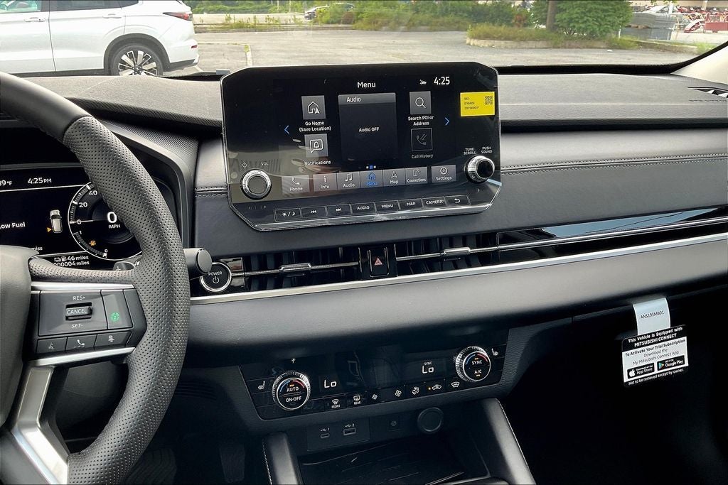 2025 Mitsubishi Outlander PHEV SE