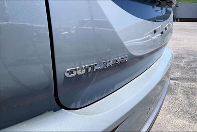 2026 Mitsubishi Outlander PHEV SE
