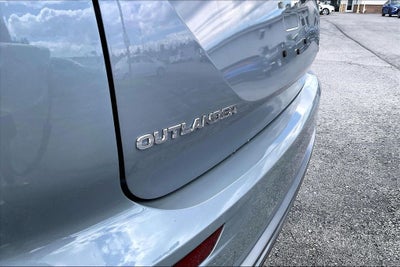 2026 Mitsubishi Outlander PHEV SE