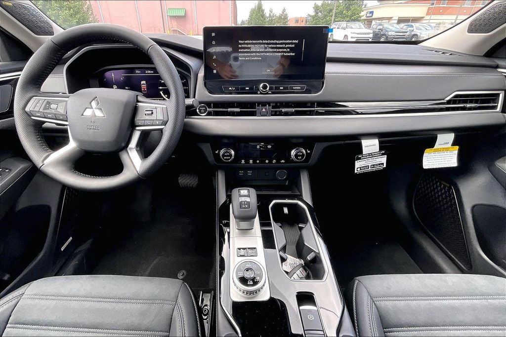 2026 Mitsubishi Outlander PHEV SE