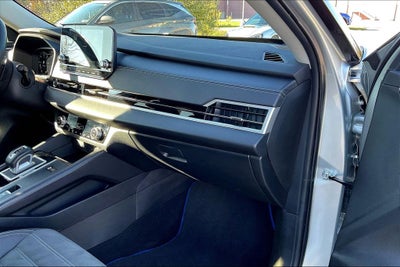 2024 Mitsubishi Outlander PHEV SE