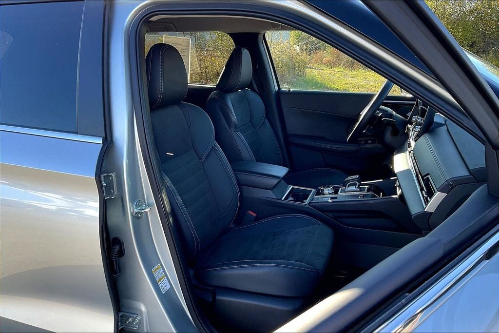 2024 Mitsubishi Outlander PHEV SE