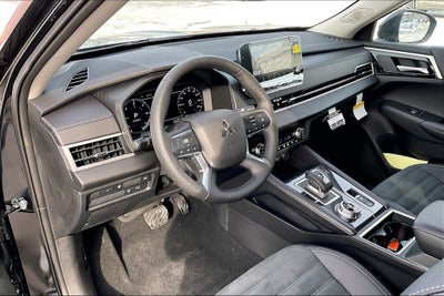 2025 Mitsubishi Outlander PHEV SE